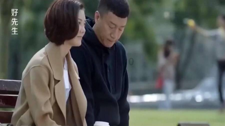 给青春女孩上色